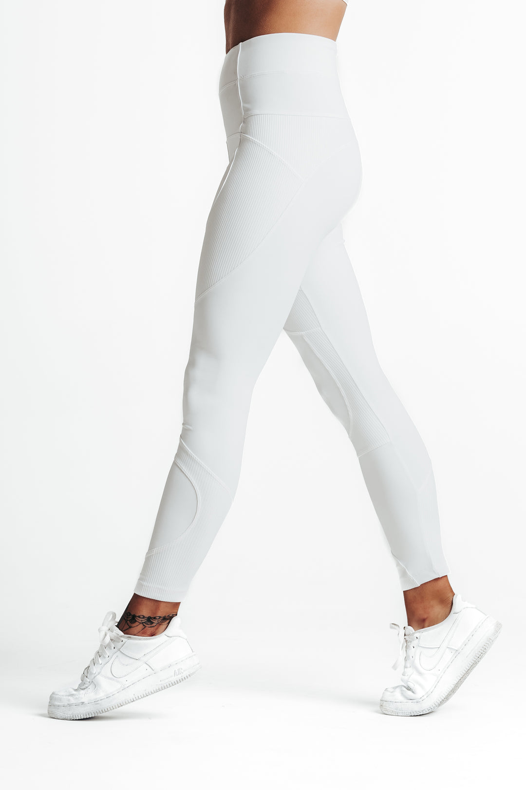 Lularoe snow white leggings sale